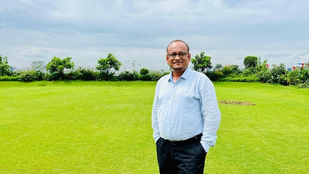 আলোর যাত্রী: ডা. শাকিলের মানবসেবার অদম্য পথচলা