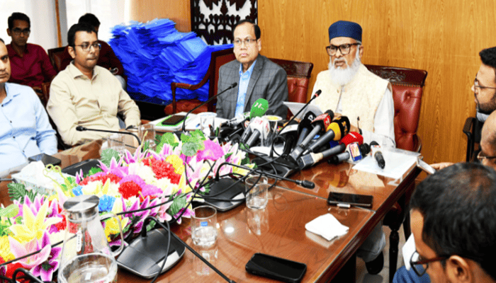 মক্কায় হজ প্রতিনিধি দল-২০২৫ এর বিশেষ সভা অনুষ্ঠিত
