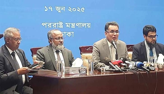 তেহরানে বাংলাদেশিদের নিরাপত্তা নিয়ে উদ্বিগ্ন সরকার